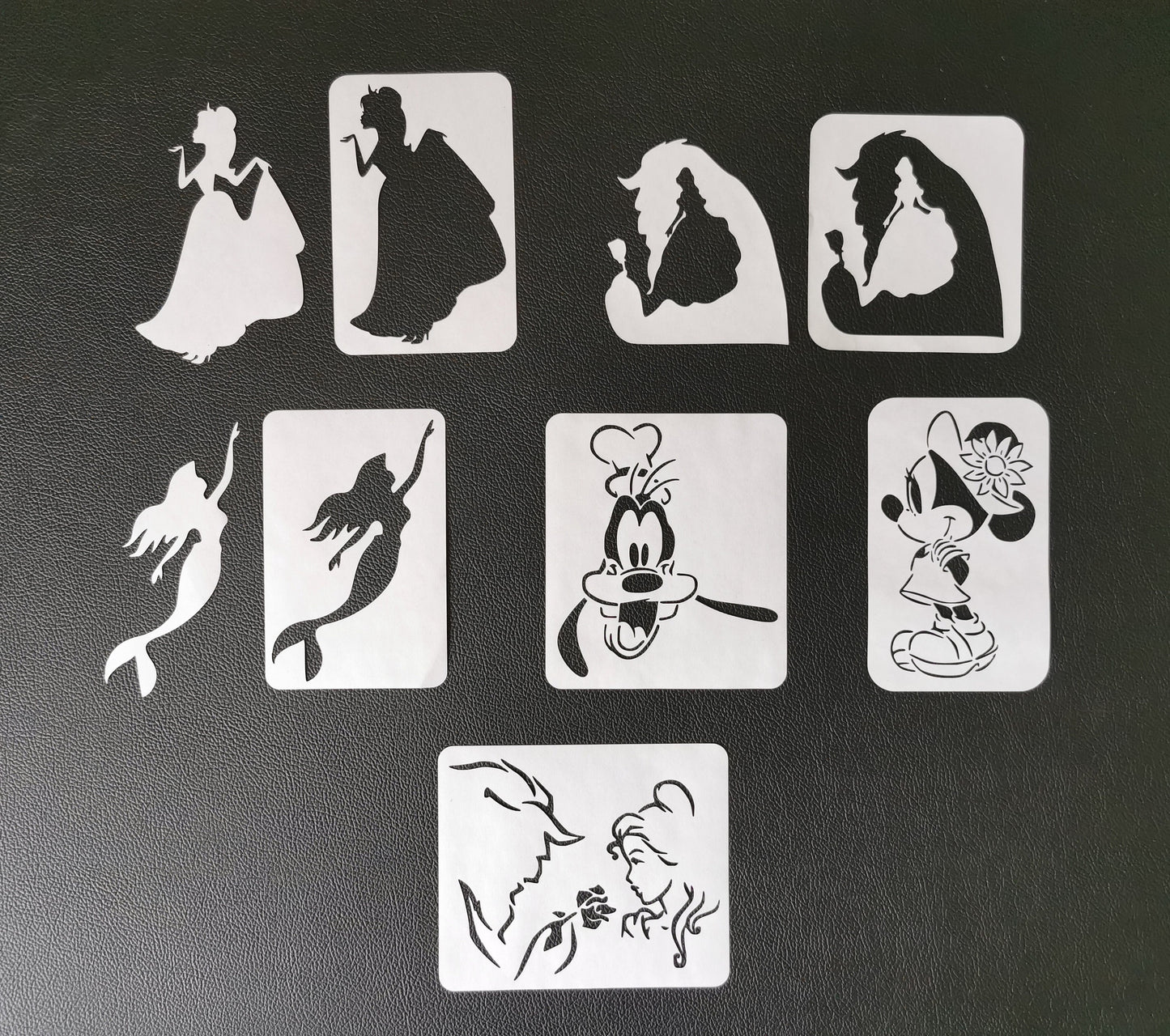 Stencil Cartoon Set