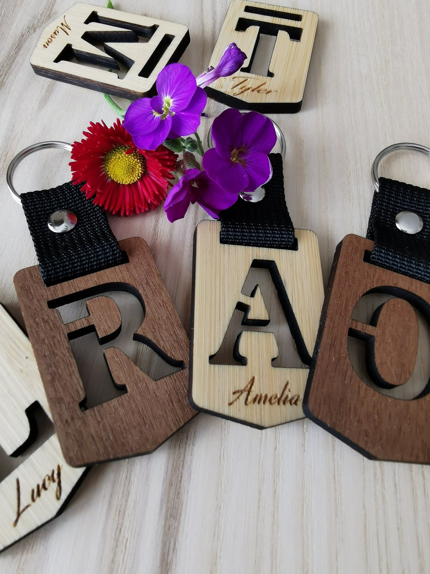 Personalised Letter Keyring-Keychains  (Walnut & Bamboo 5mm)